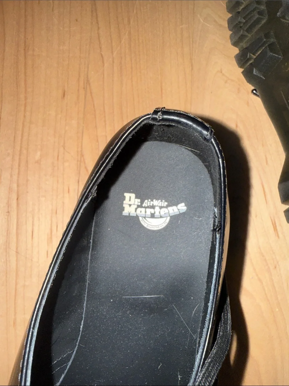 Dr. Martens smooth black